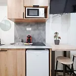 Cosy Studio In The Middle Of Paris III